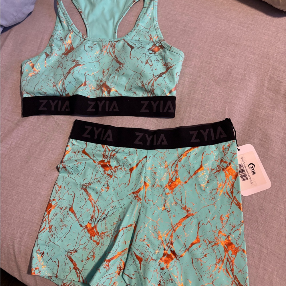 Zyia size XL and boys size large